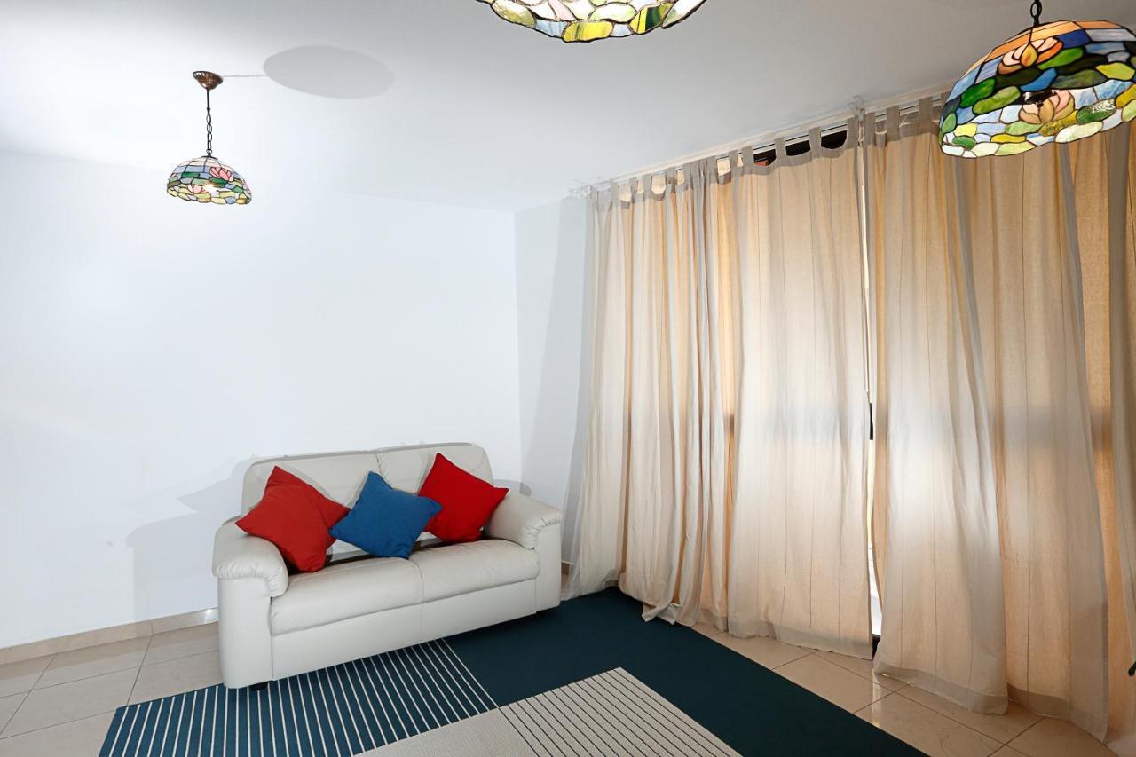 Apartamento Frente Al Puerto De Candelaria A 20 Metros De La Playa. Zewnętrze zdjęcie